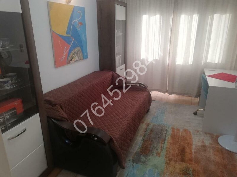 Calea Dorobanti, vis a vis Colegiul National I.L. Caragiale, 12 min. metrou